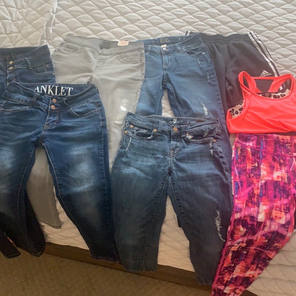 6 girls jeans 3 pants 1 shirt